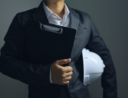 Jakie nadruki wybrać na odzież firmową w 2026 roku?